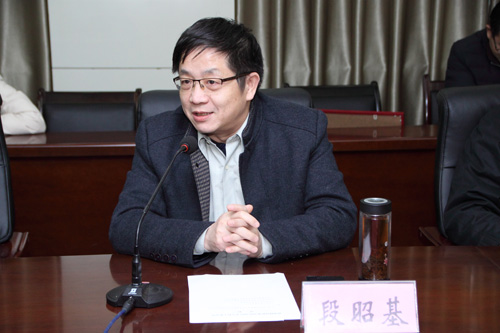 少妇被又大又粗又爽久久