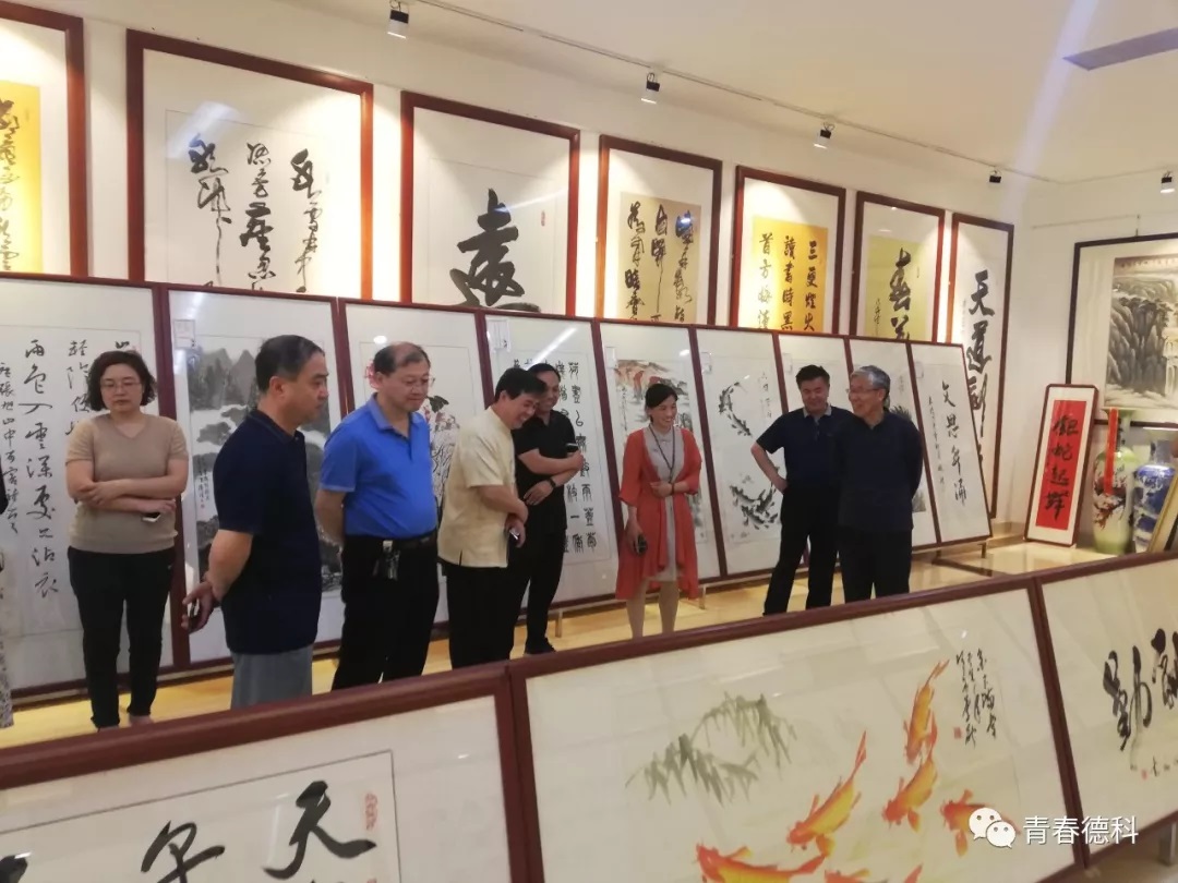 少妇被又大又粗又爽久久