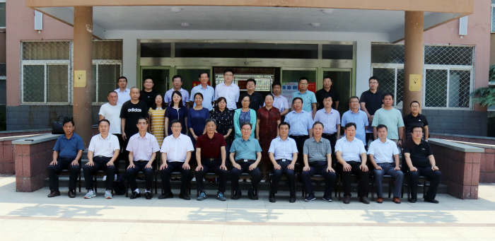 少妇被又大又粗又爽久久