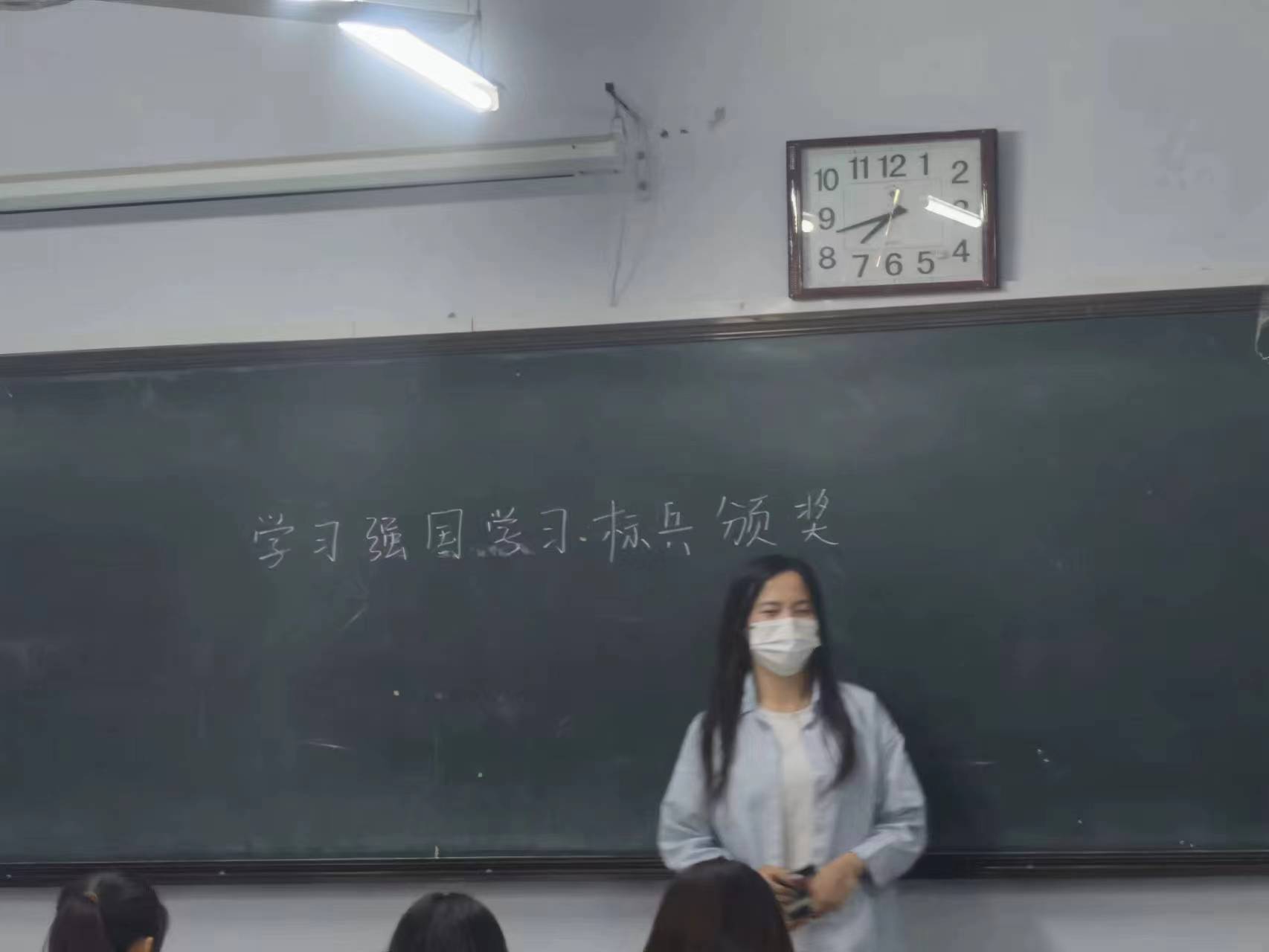 少妇被又大又粗又爽久久