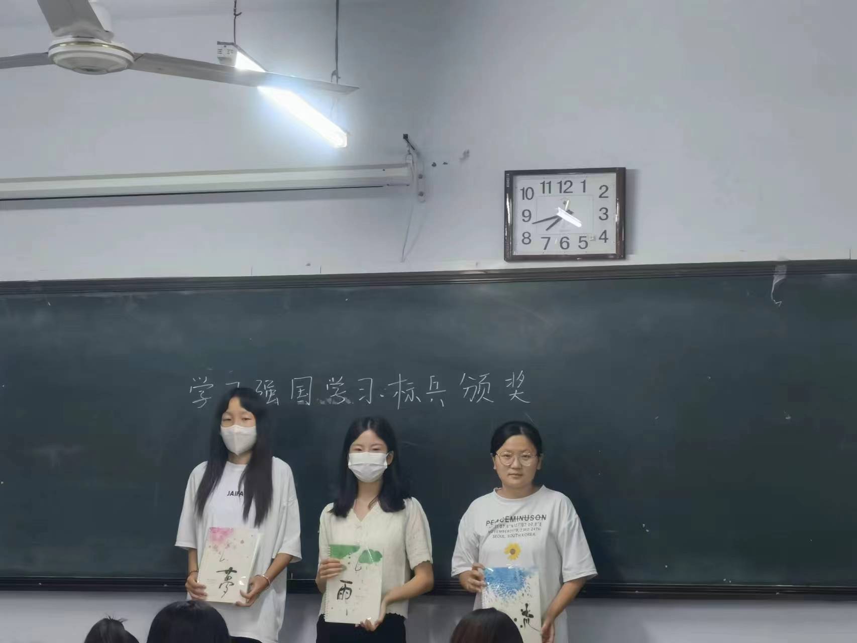 少妇被又大又粗又爽久久