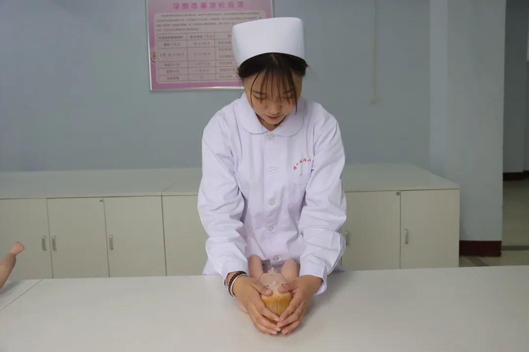 少妇被又大又粗又爽久久