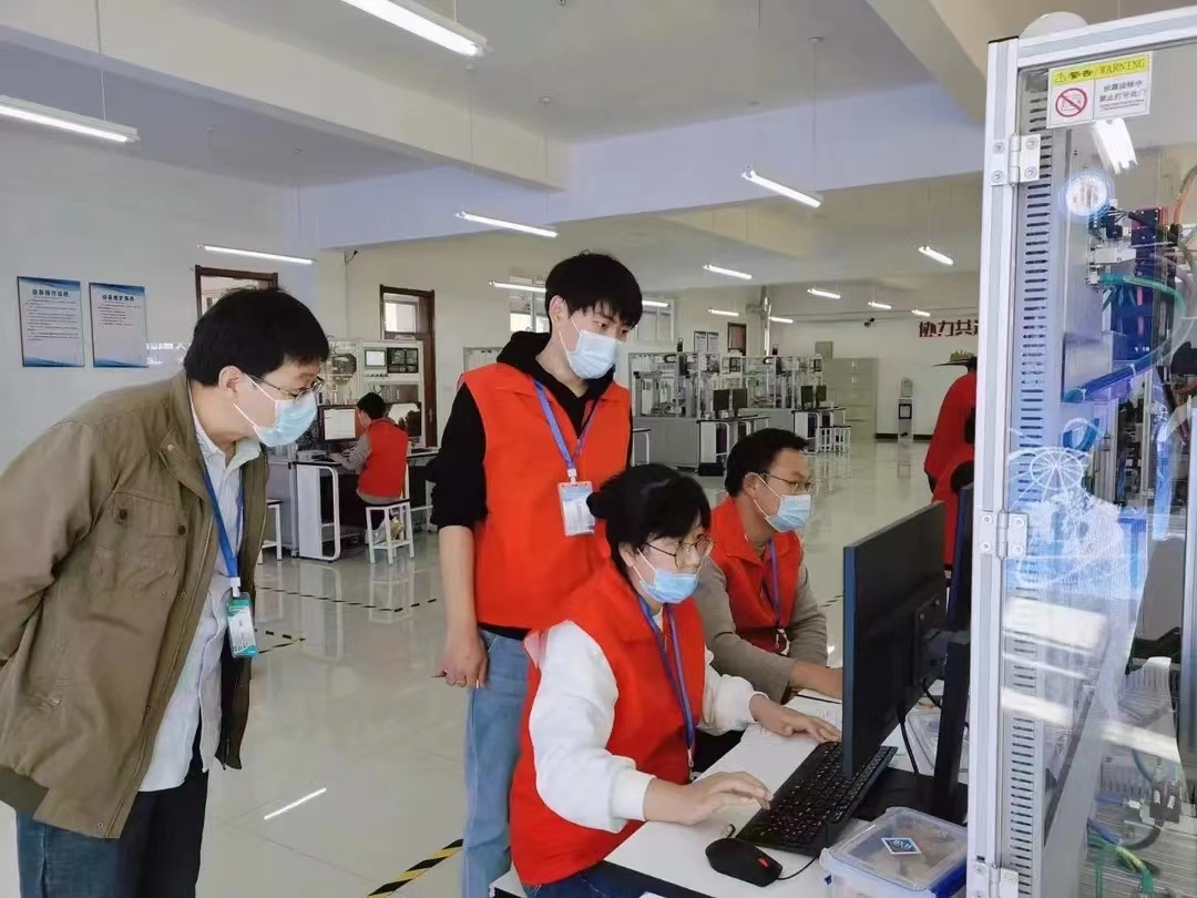 少妇被又大又粗又爽久久