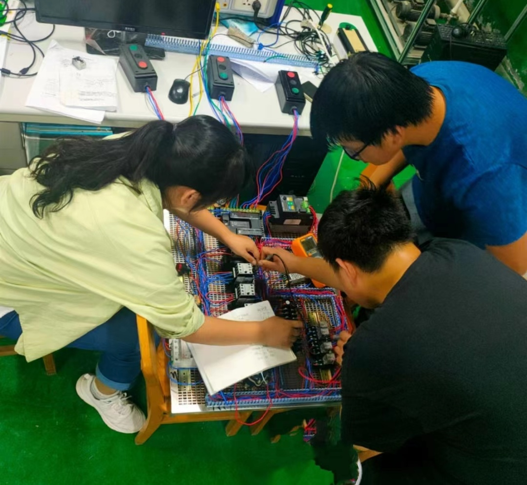 少妇被又大又粗又爽久久