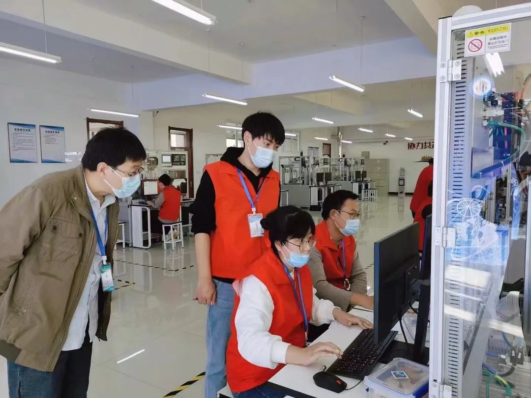 少妇被又大又粗又爽久久