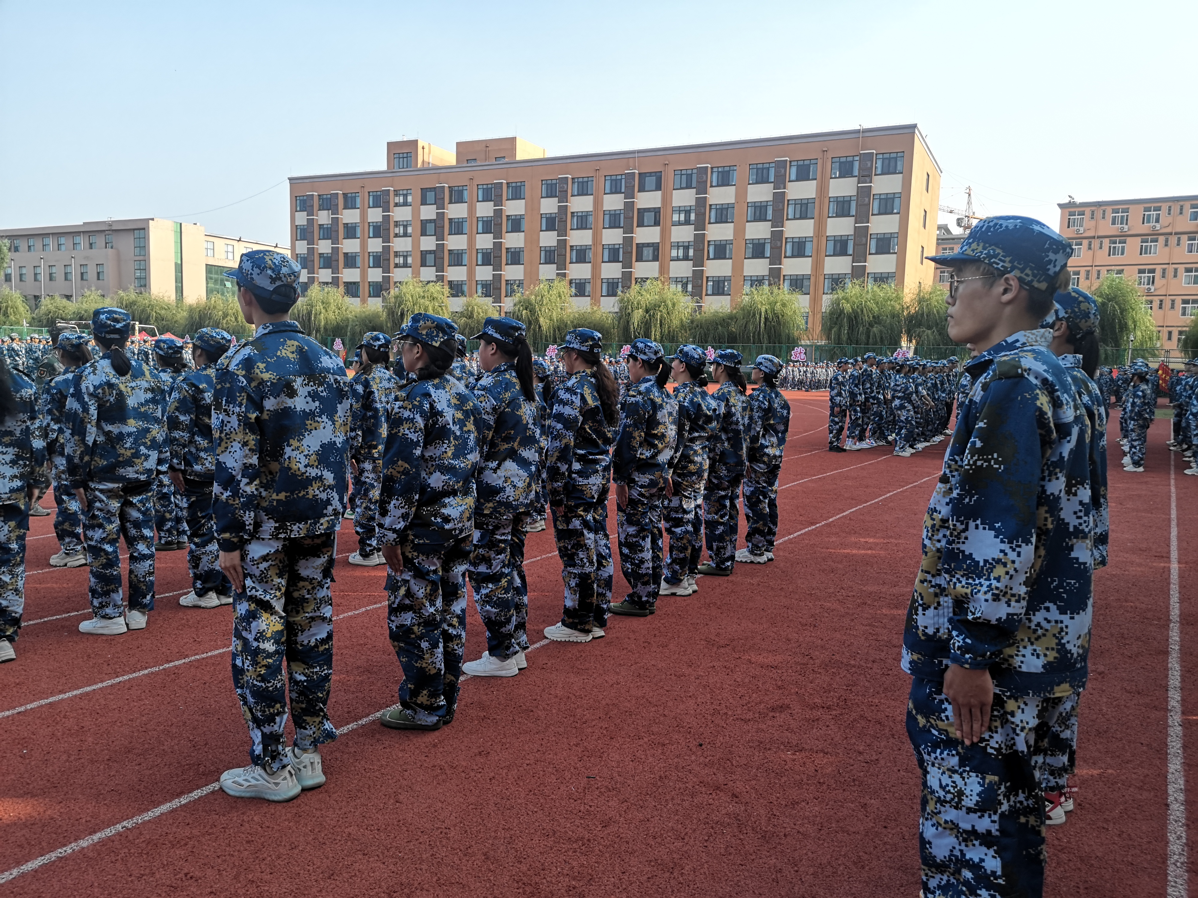 少妇被又大又粗又爽久久