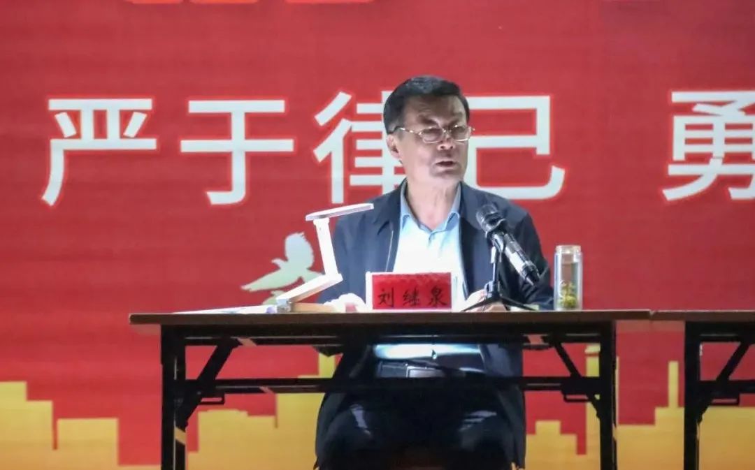 少妇被又大又粗又爽久久