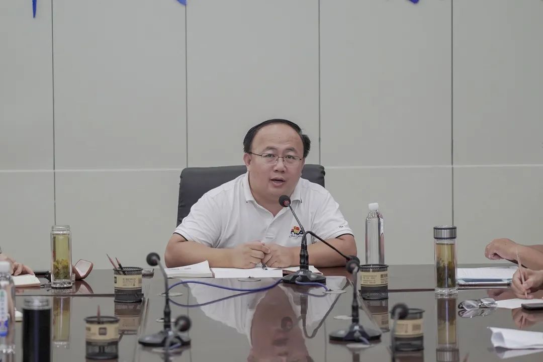 少妇被又大又粗又爽久久