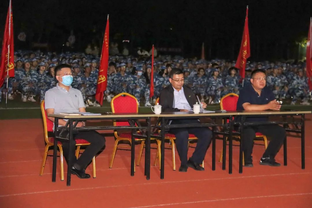 少妇被又大又粗又爽久久