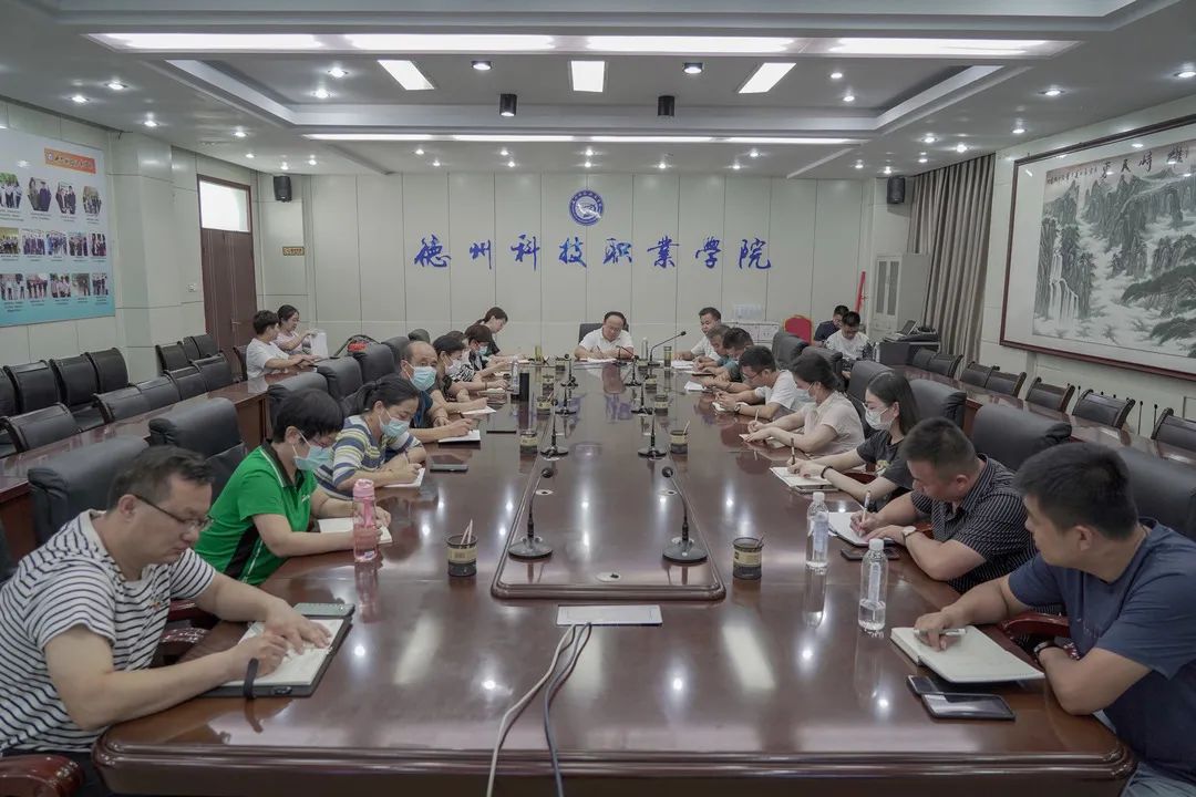 少妇被又大又粗又爽久久