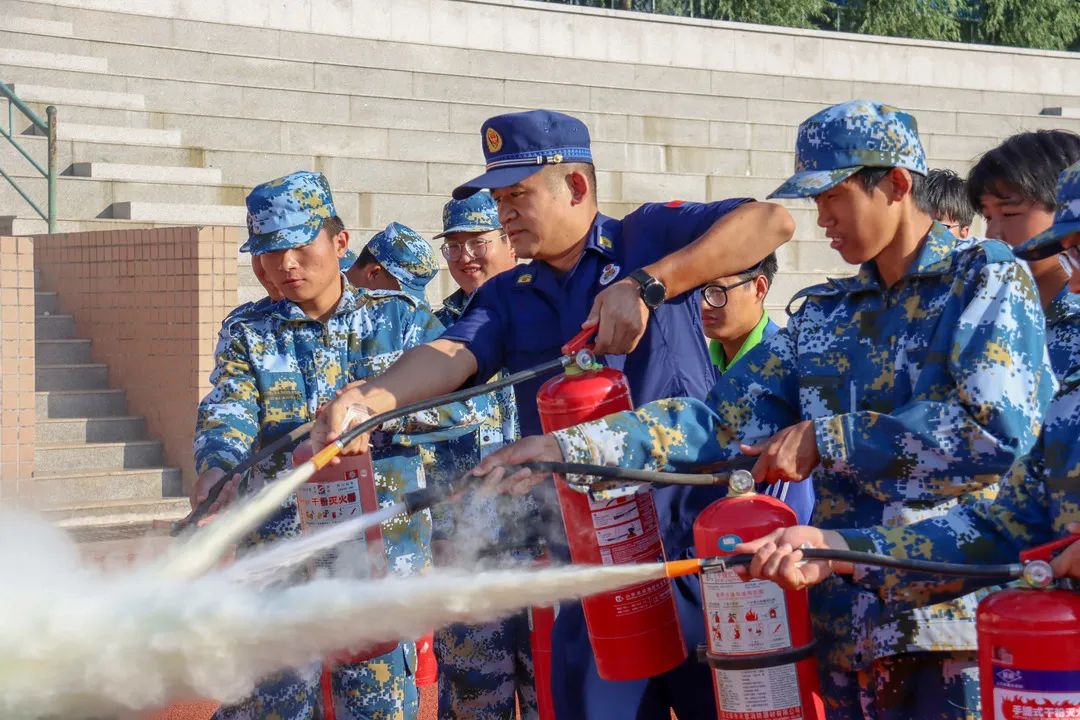 少妇被又大又粗又爽久久