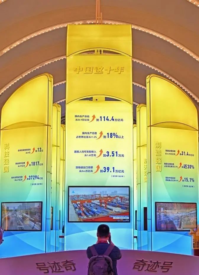 少妇被又大又粗又爽久久