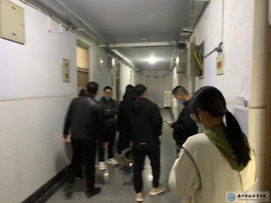 少妇被又大又粗又爽久久