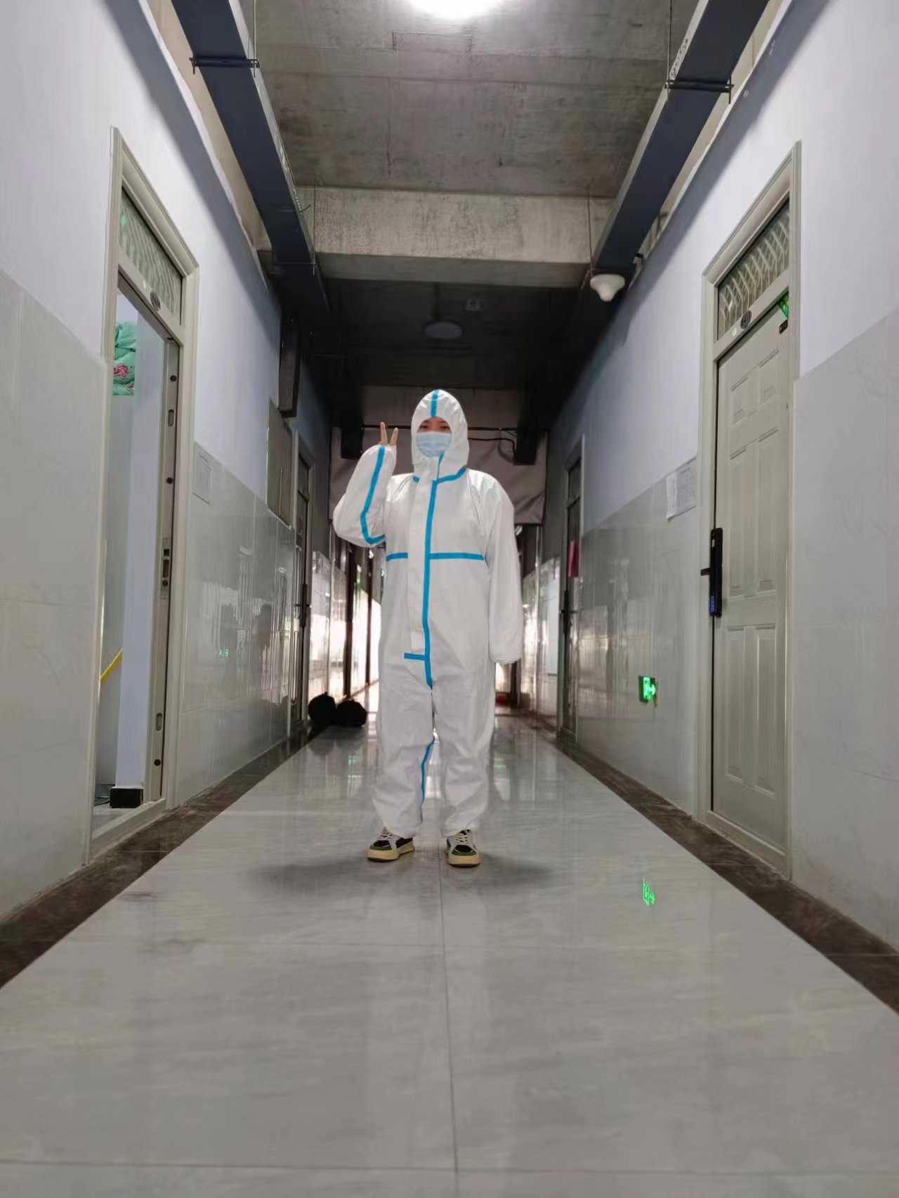 少妇被又大又粗又爽久久