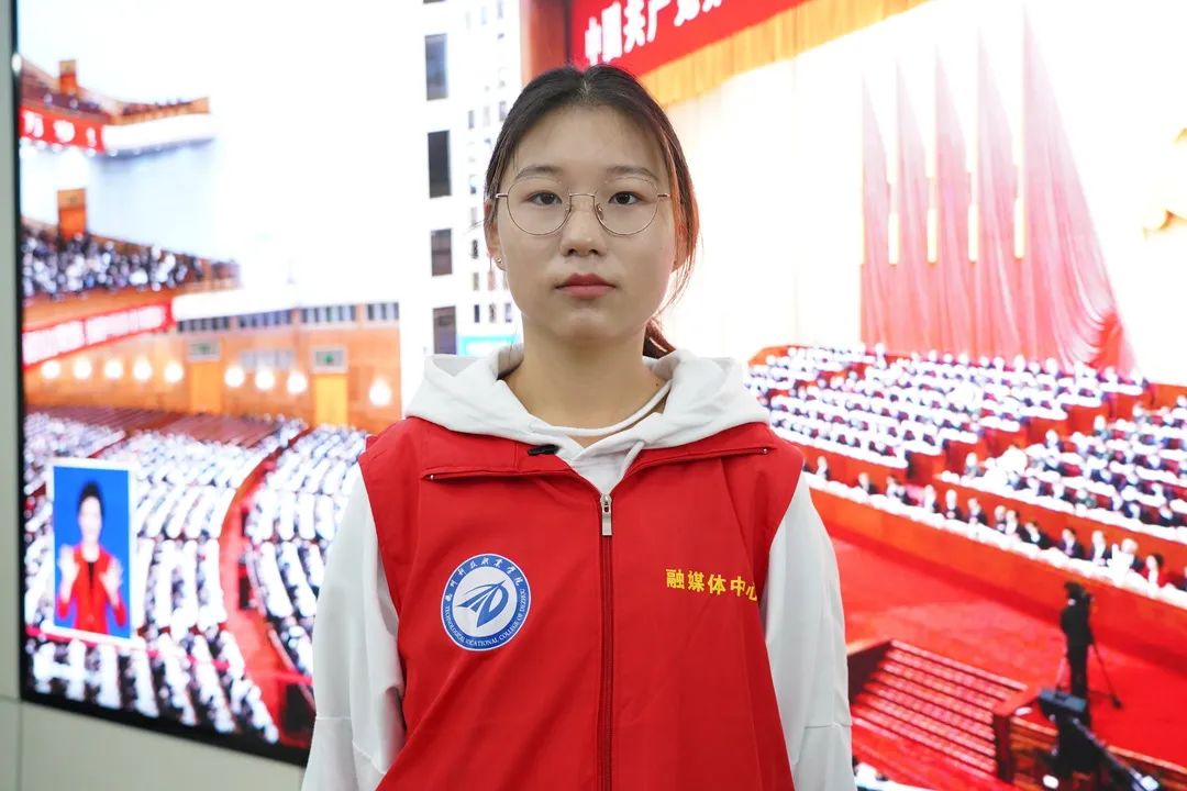 少妇被又大又粗又爽久久