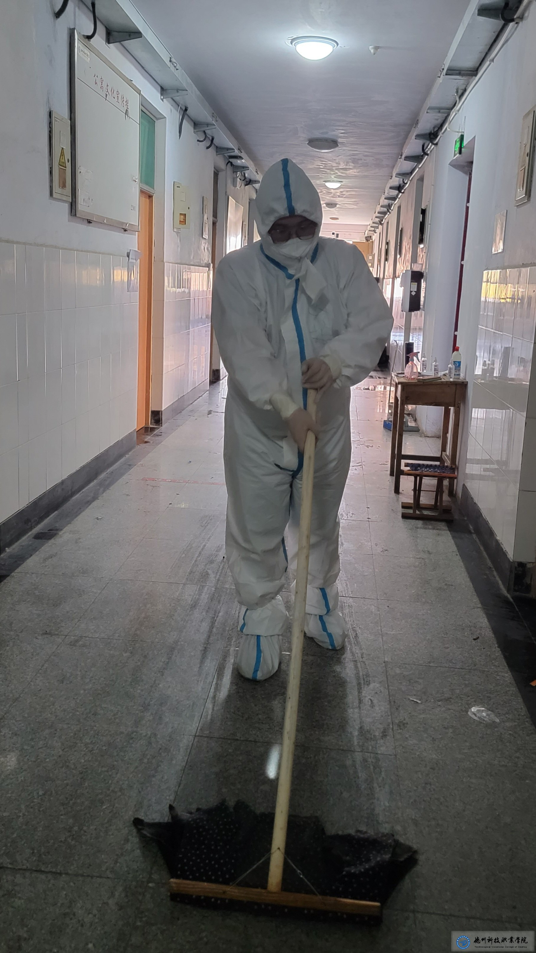 少妇被又大又粗又爽久久