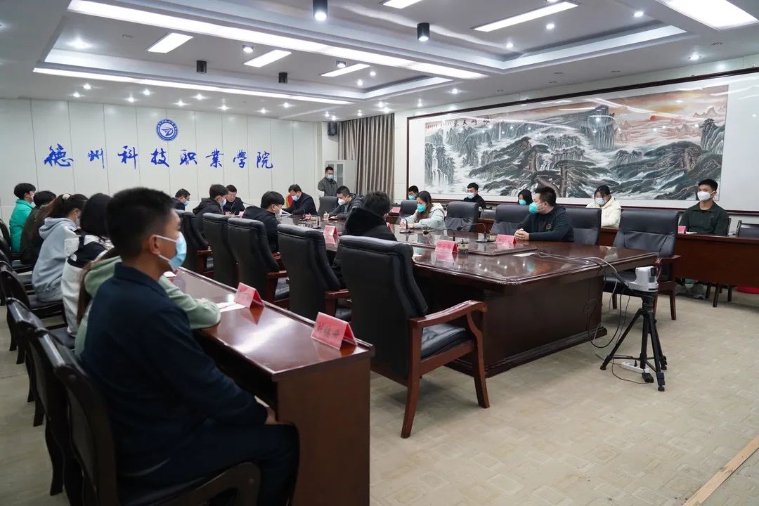 少妇被又大又粗又爽久久