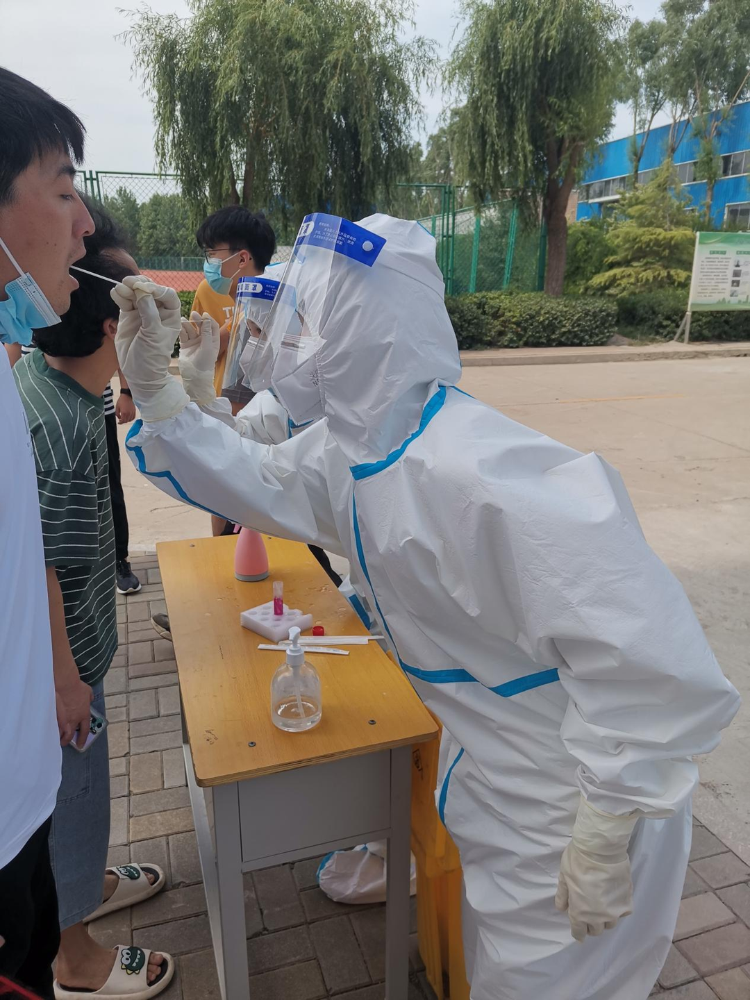 少妇被又大又粗又爽久久