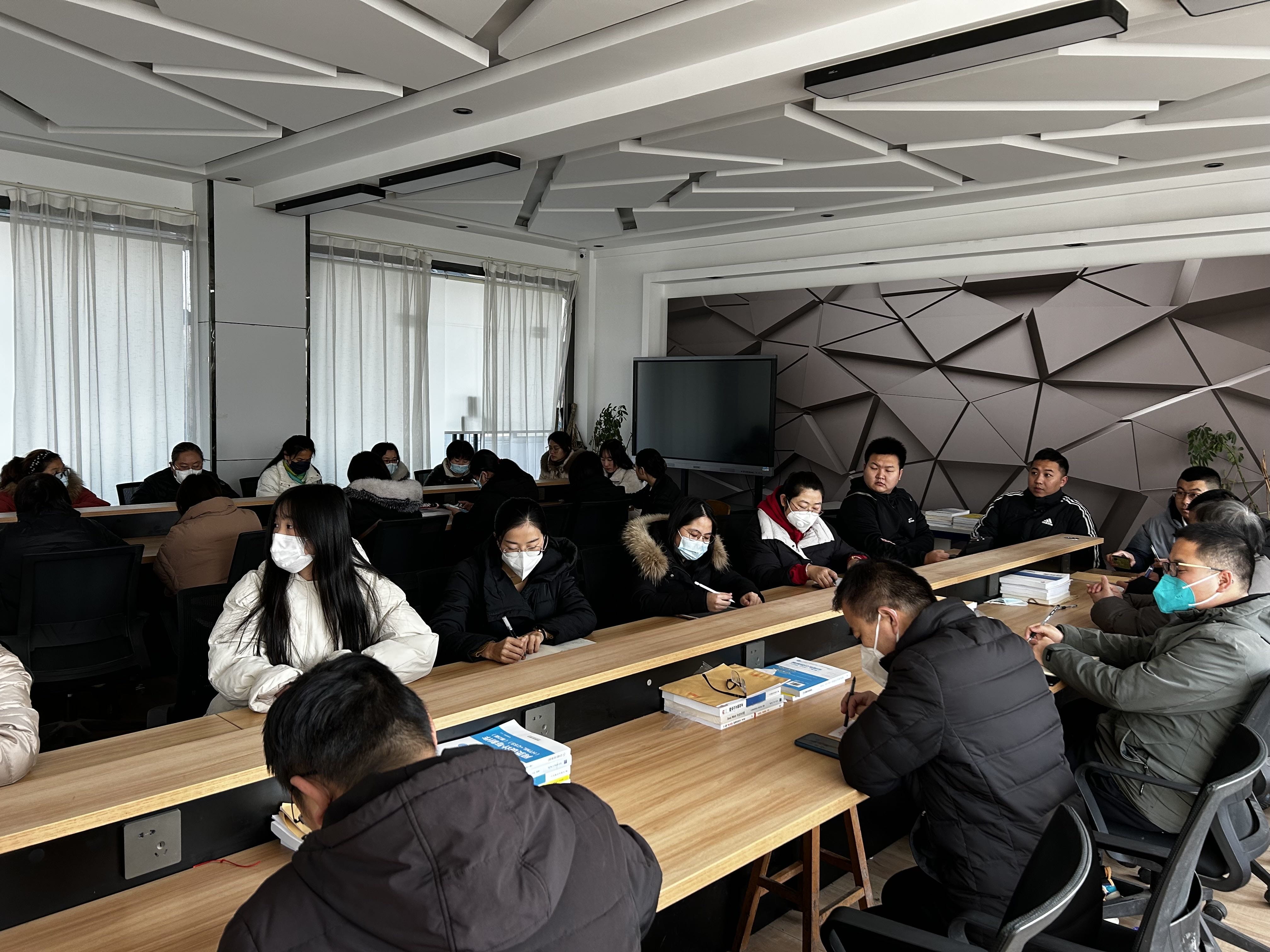 少妇被又大又粗又爽久久