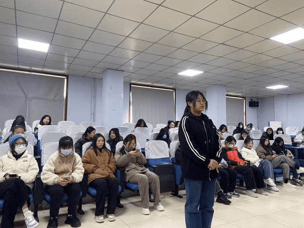 少妇被又大又粗又爽久久