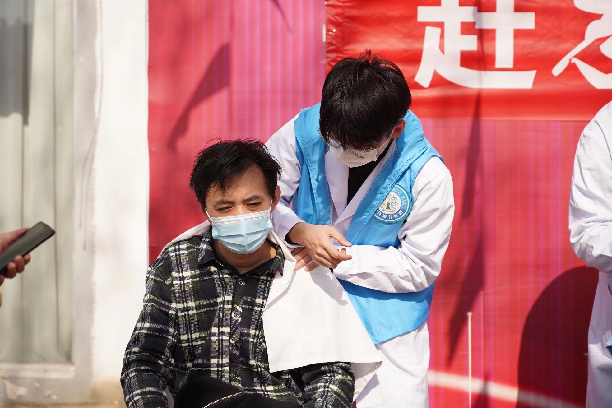 少妇被又大又粗又爽久久