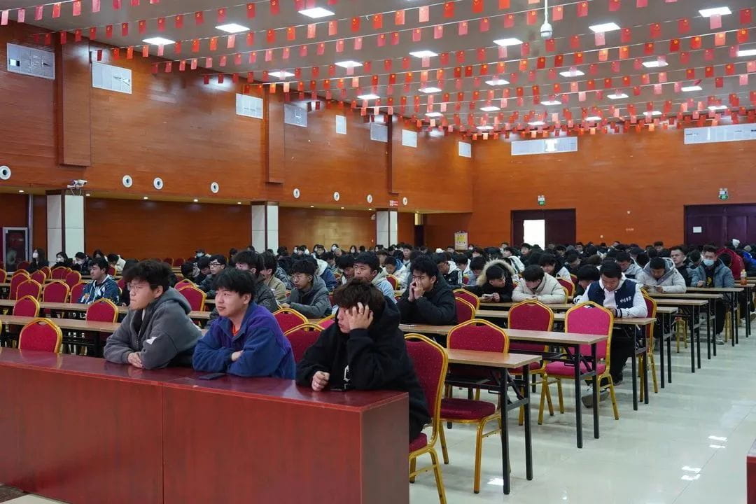 少妇被又大又粗又爽久久