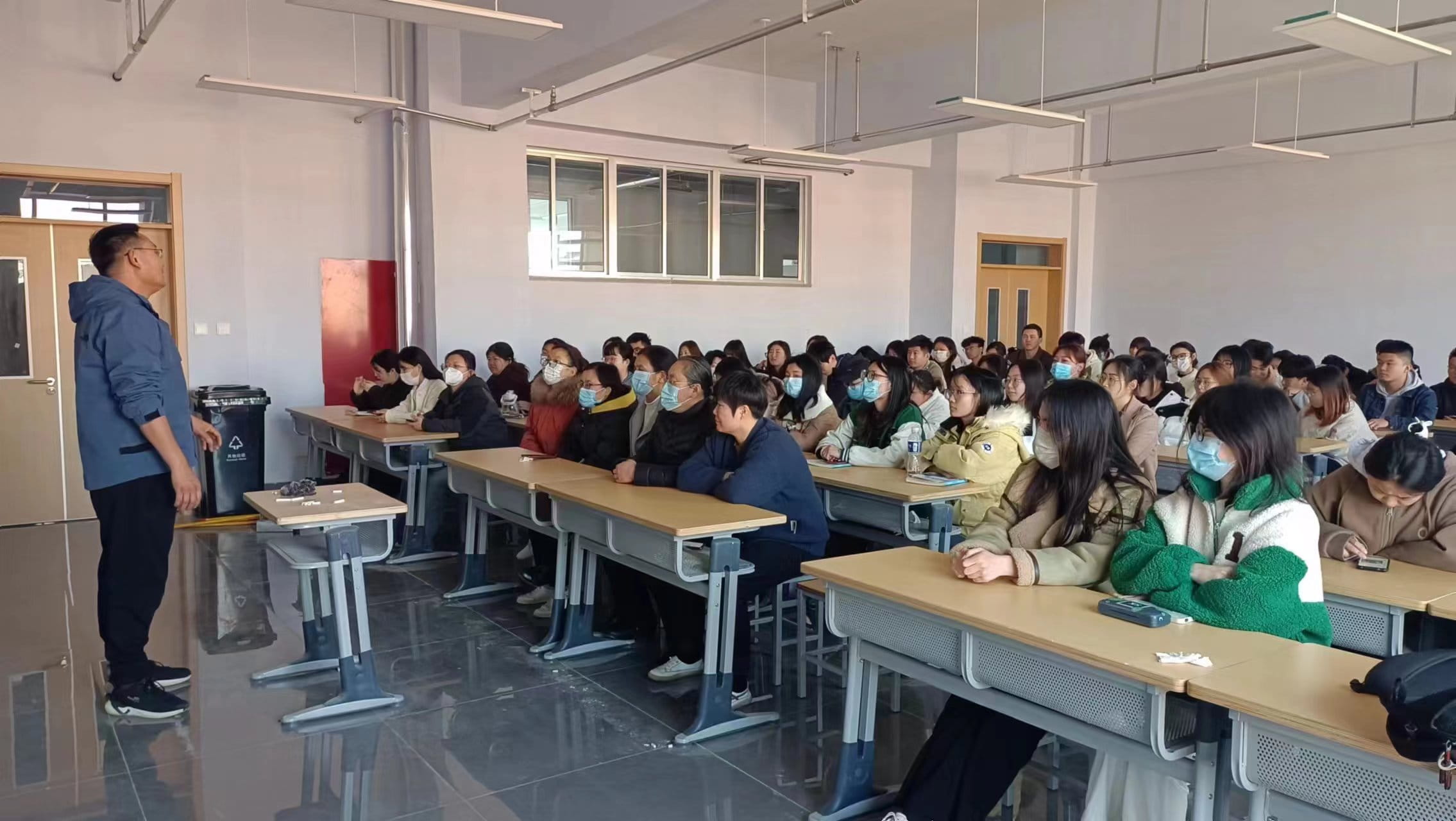 少妇被又大又粗又爽久久