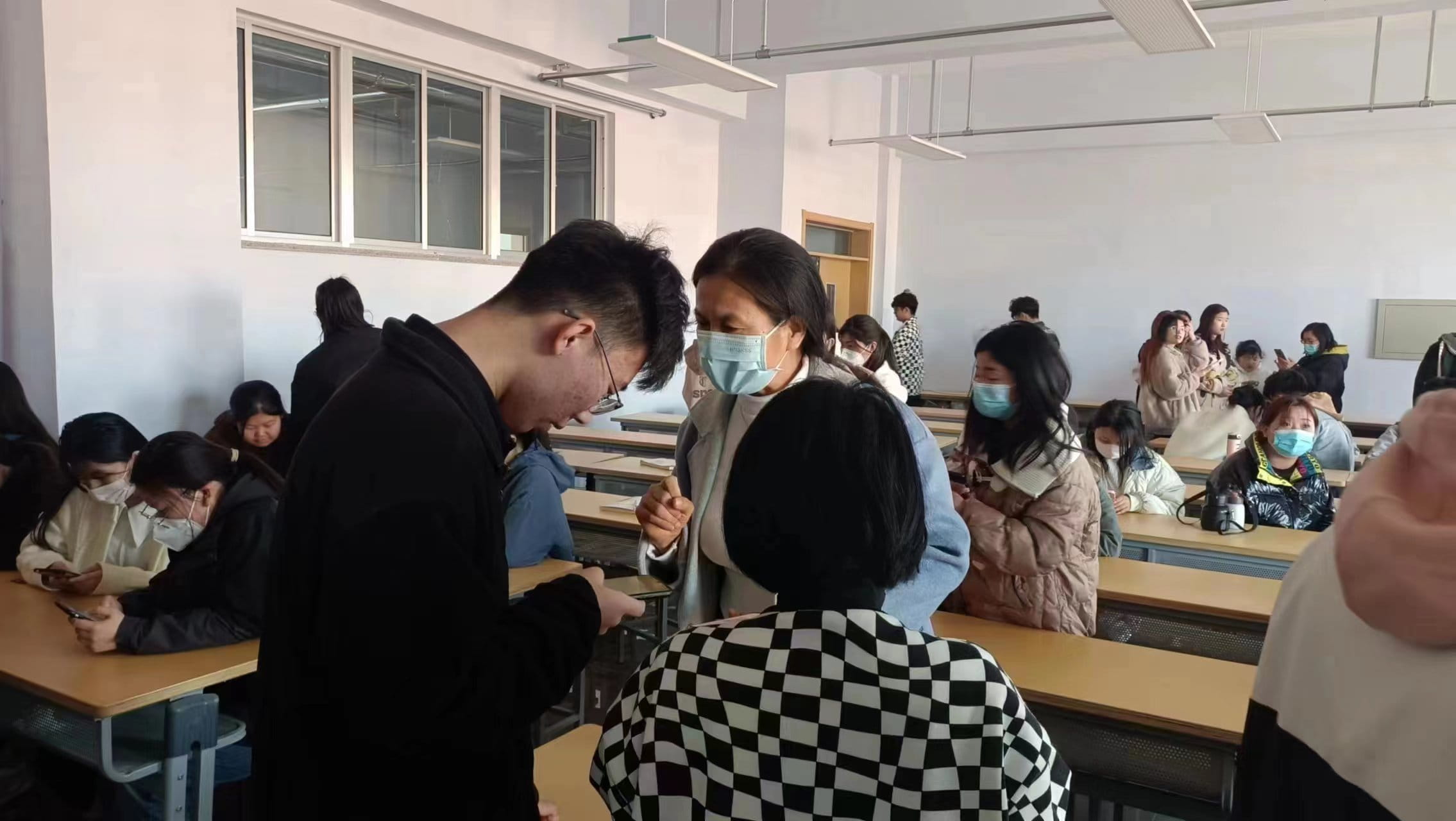 少妇被又大又粗又爽久久