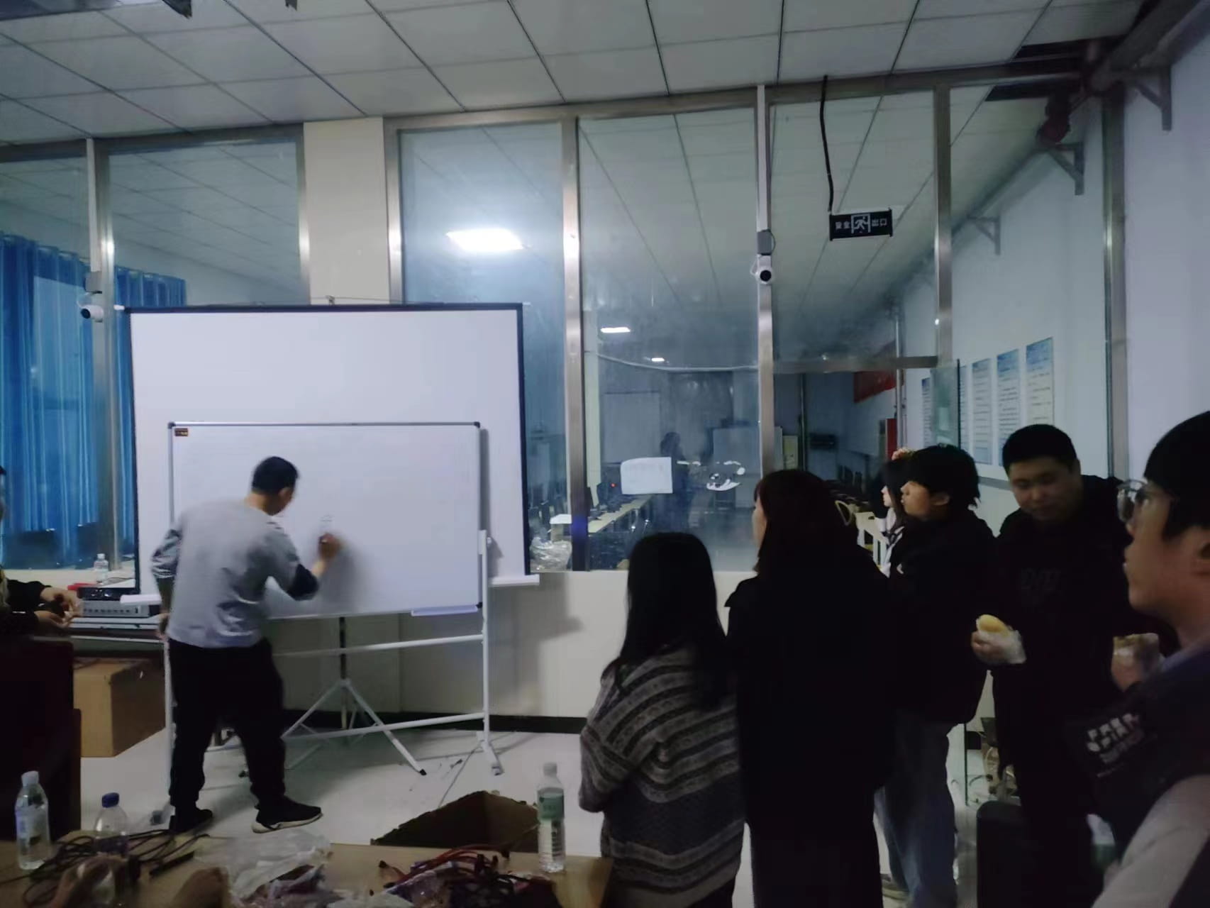 少妇被又大又粗又爽久久