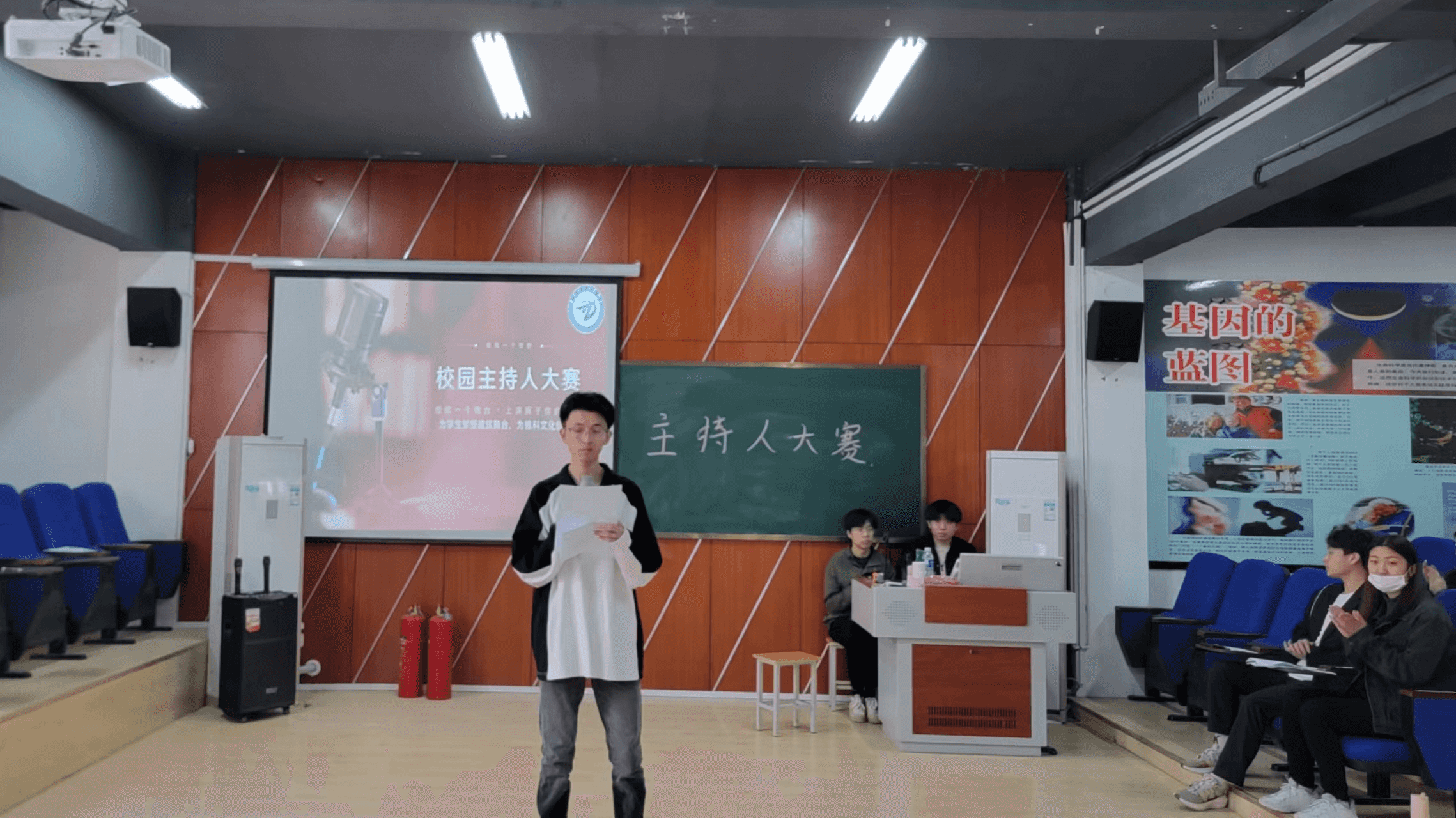 少妇被又大又粗又爽久久