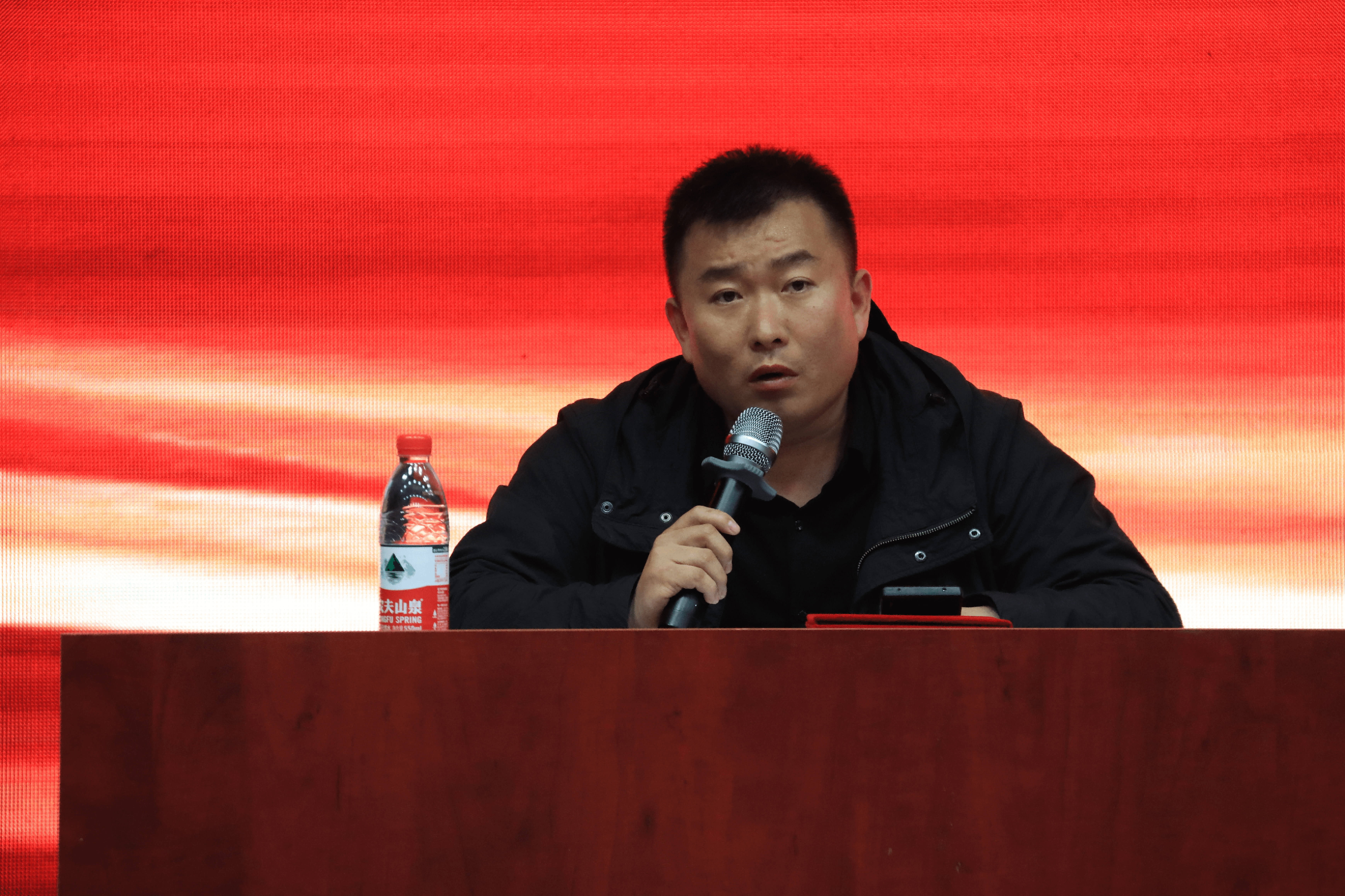 少妇被又大又粗又爽久久