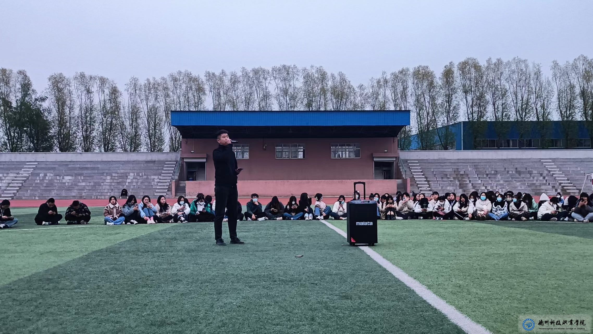 少妇被又大又粗又爽久久