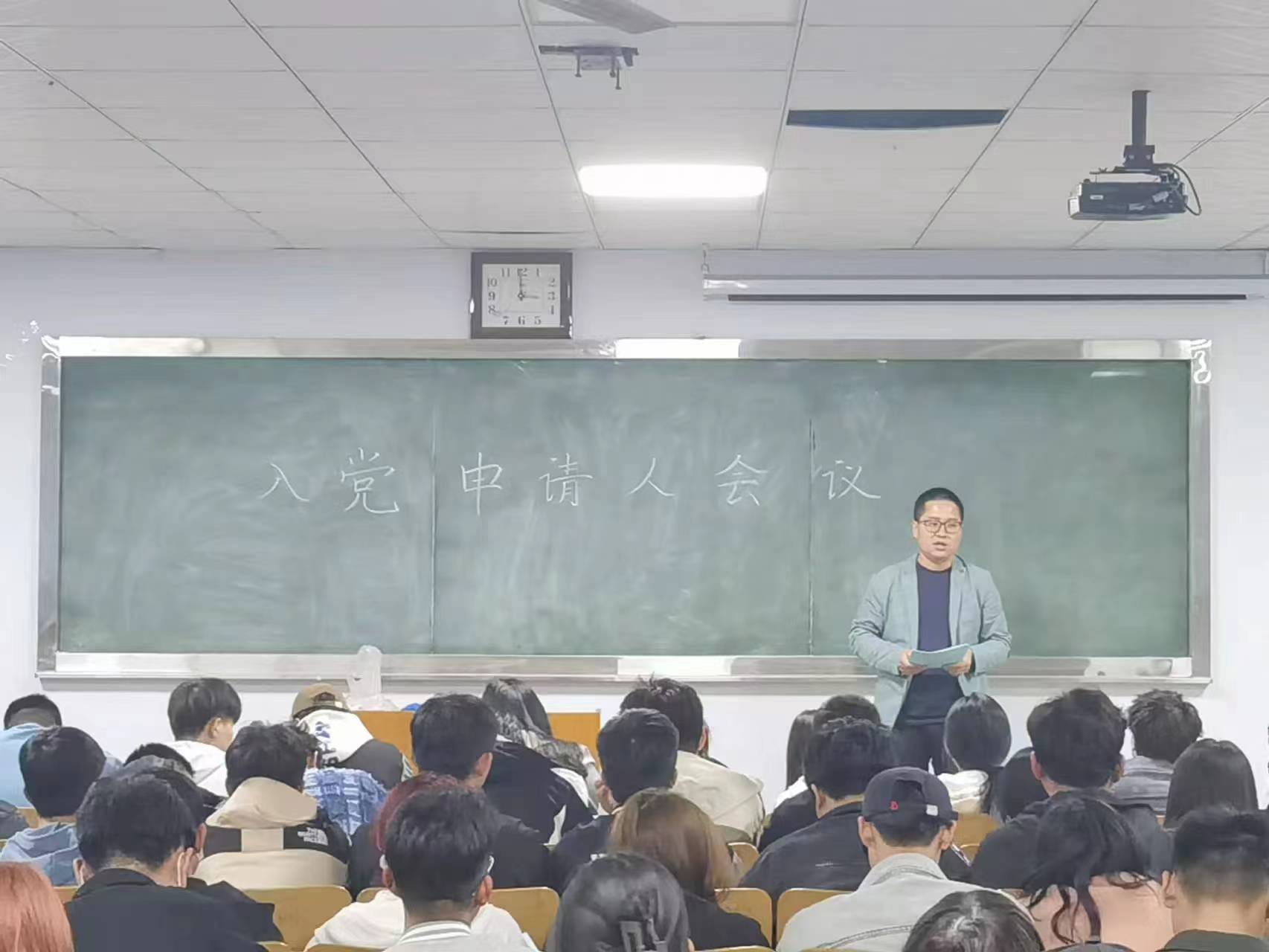 少妇被又大又粗又爽久久