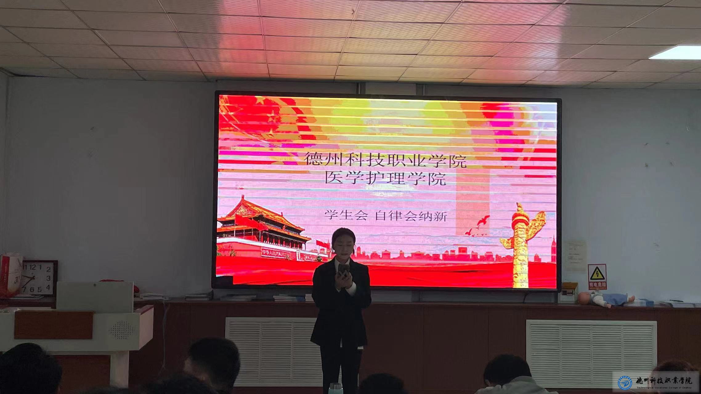 少妇被又大又粗又爽久久