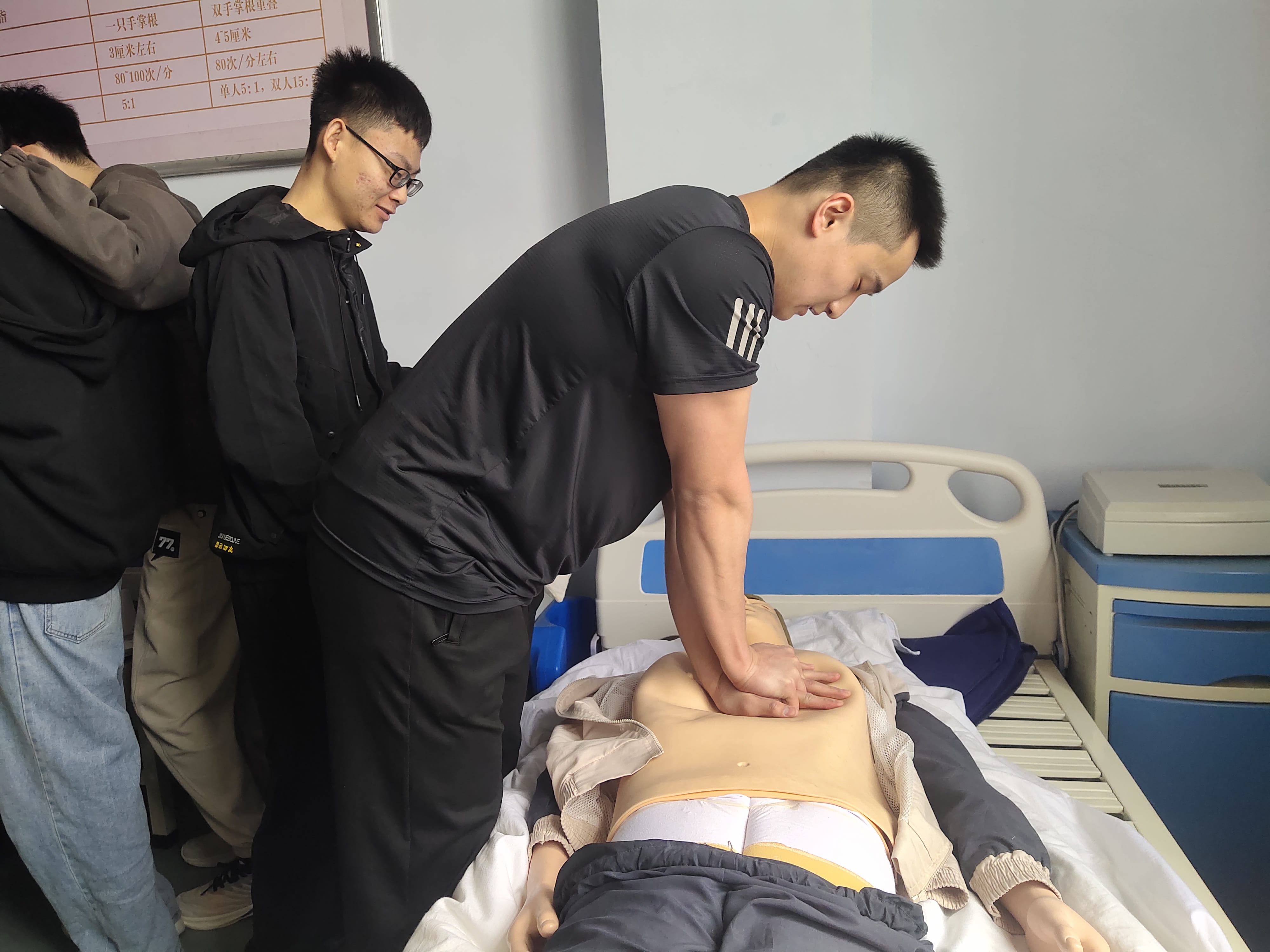 少妇被又大又粗又爽久久