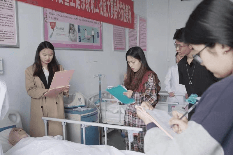 少妇被又大又粗又爽久久