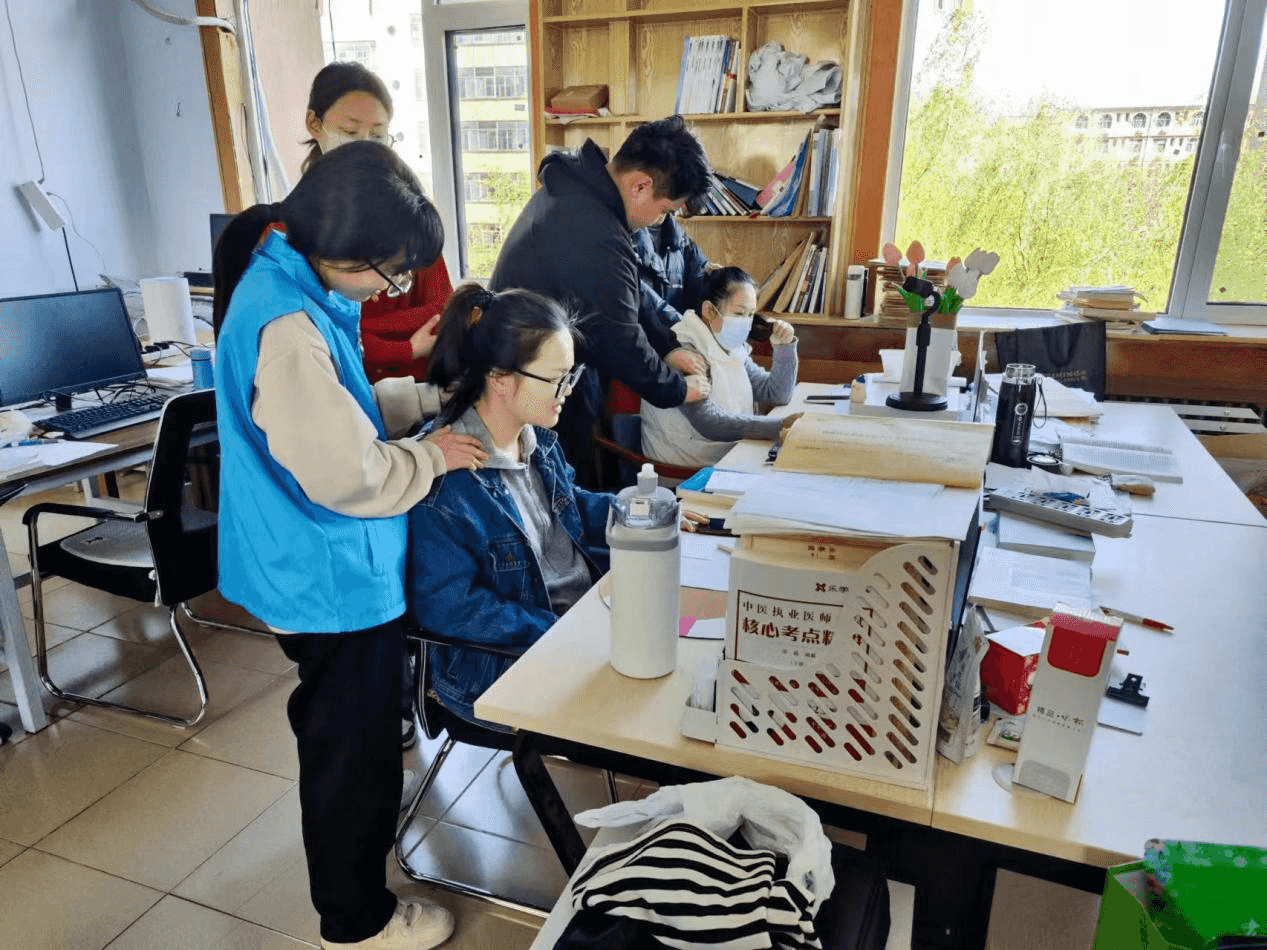 少妇被又大又粗又爽久久