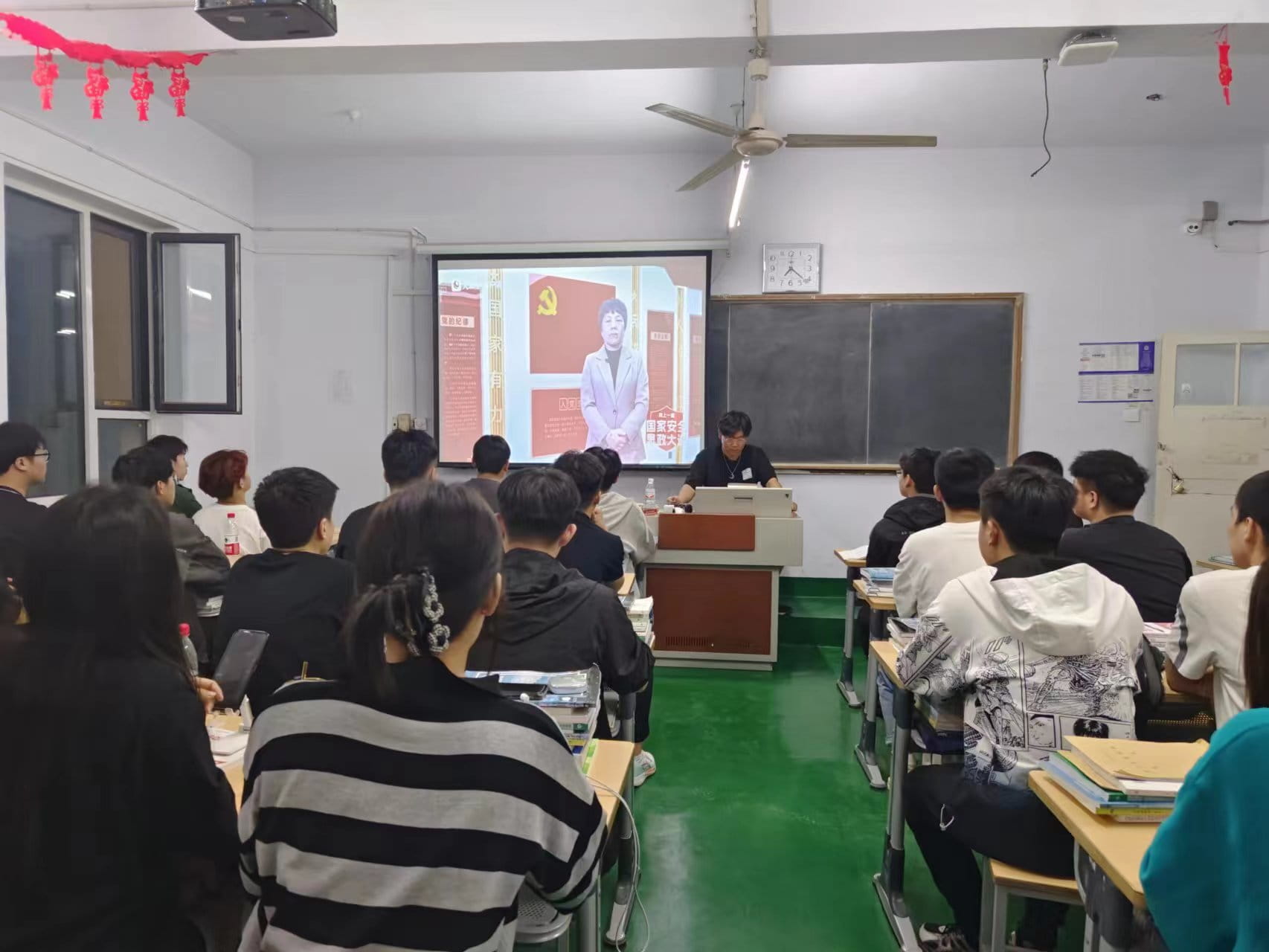 少妇被又大又粗又爽久久