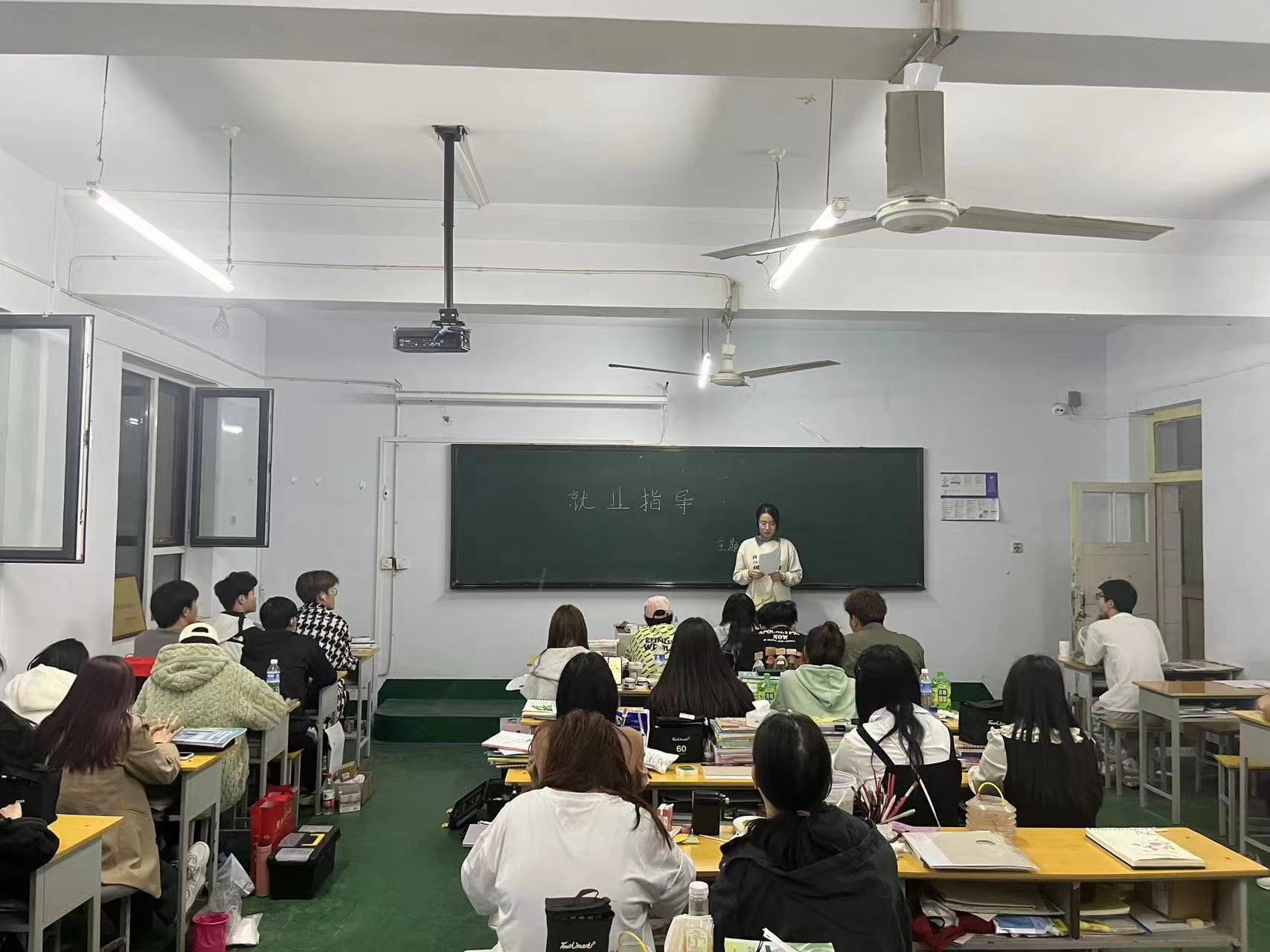 少妇被又大又粗又爽久久