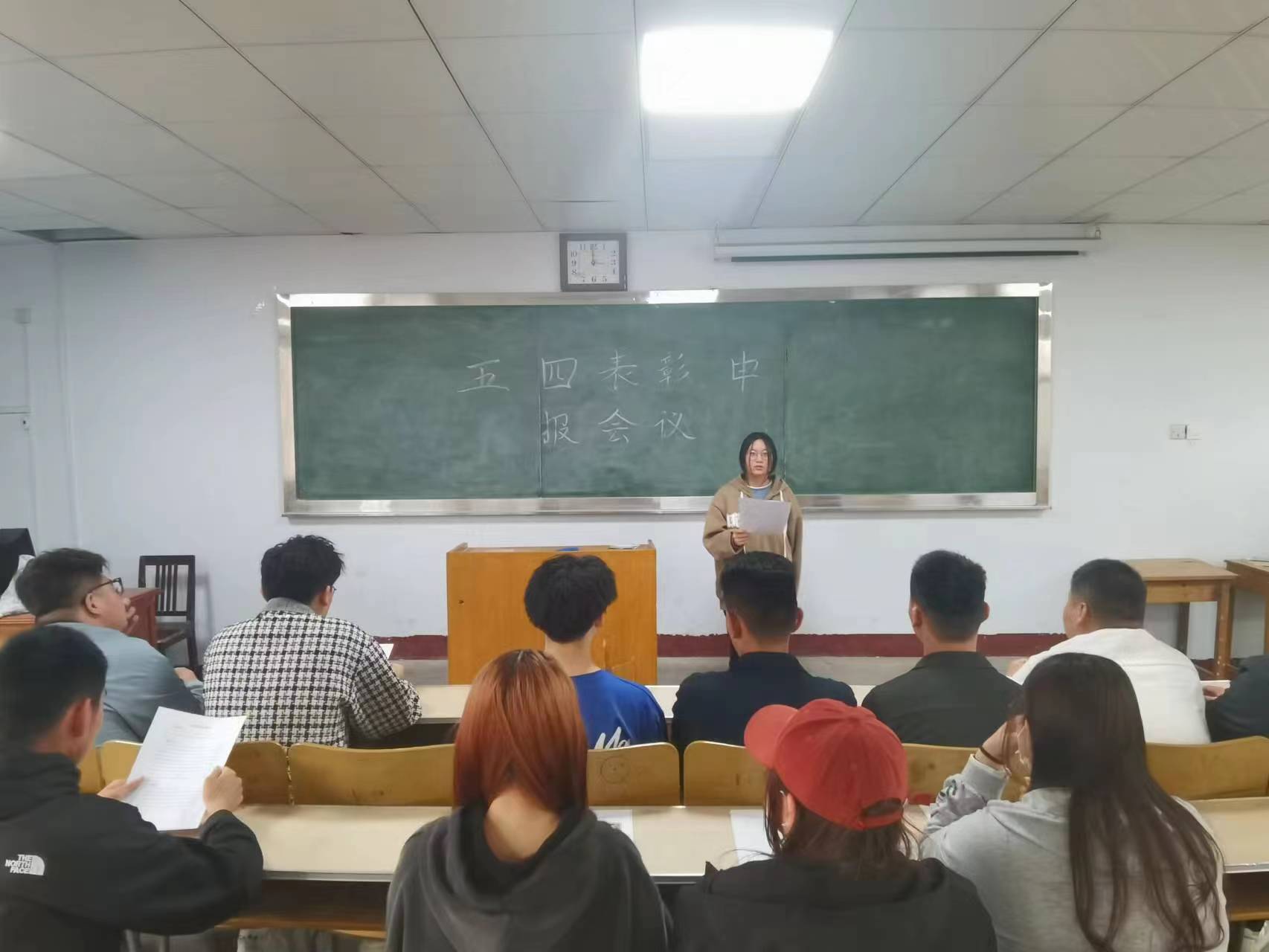 少妇被又大又粗又爽久久