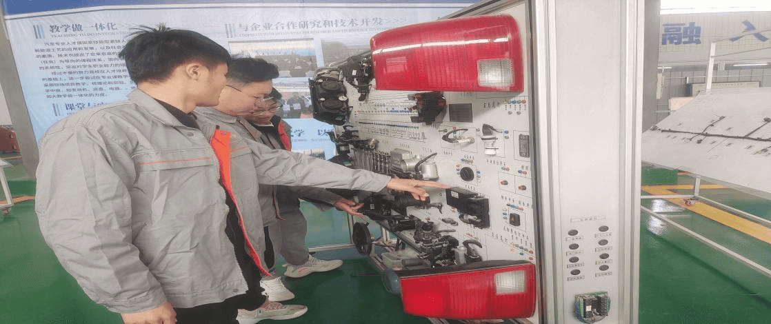 少妇被又大又粗又爽久久