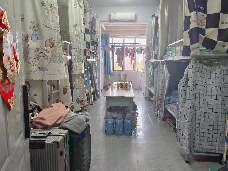 少妇被又大又粗又爽久久