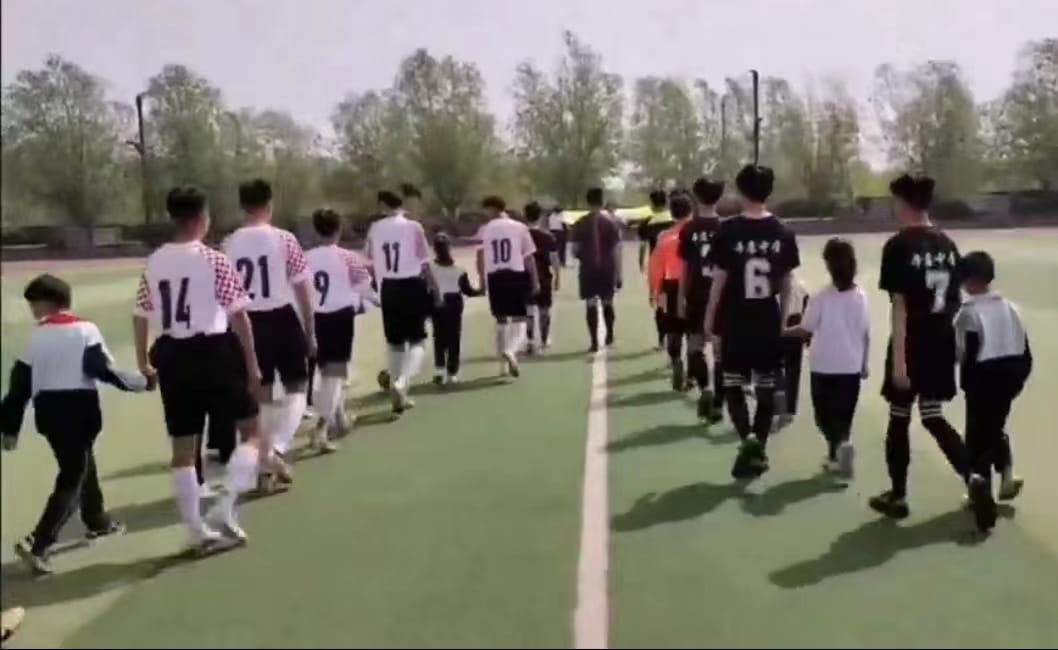 少妇被又大又粗又爽久久