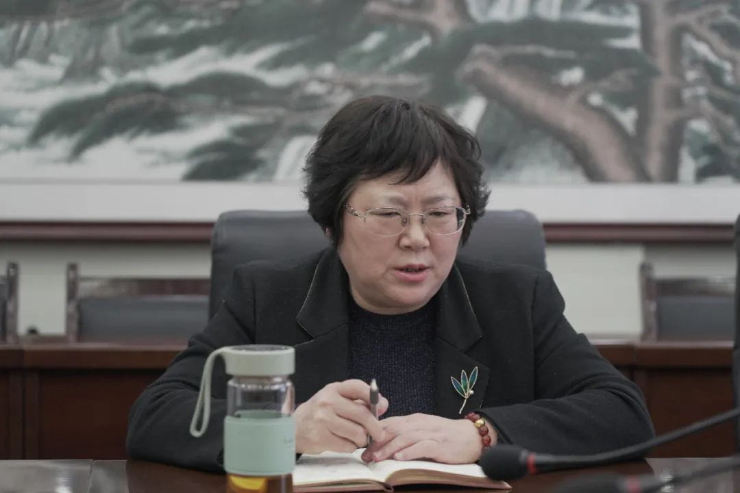 少妇被又大又粗又爽久久