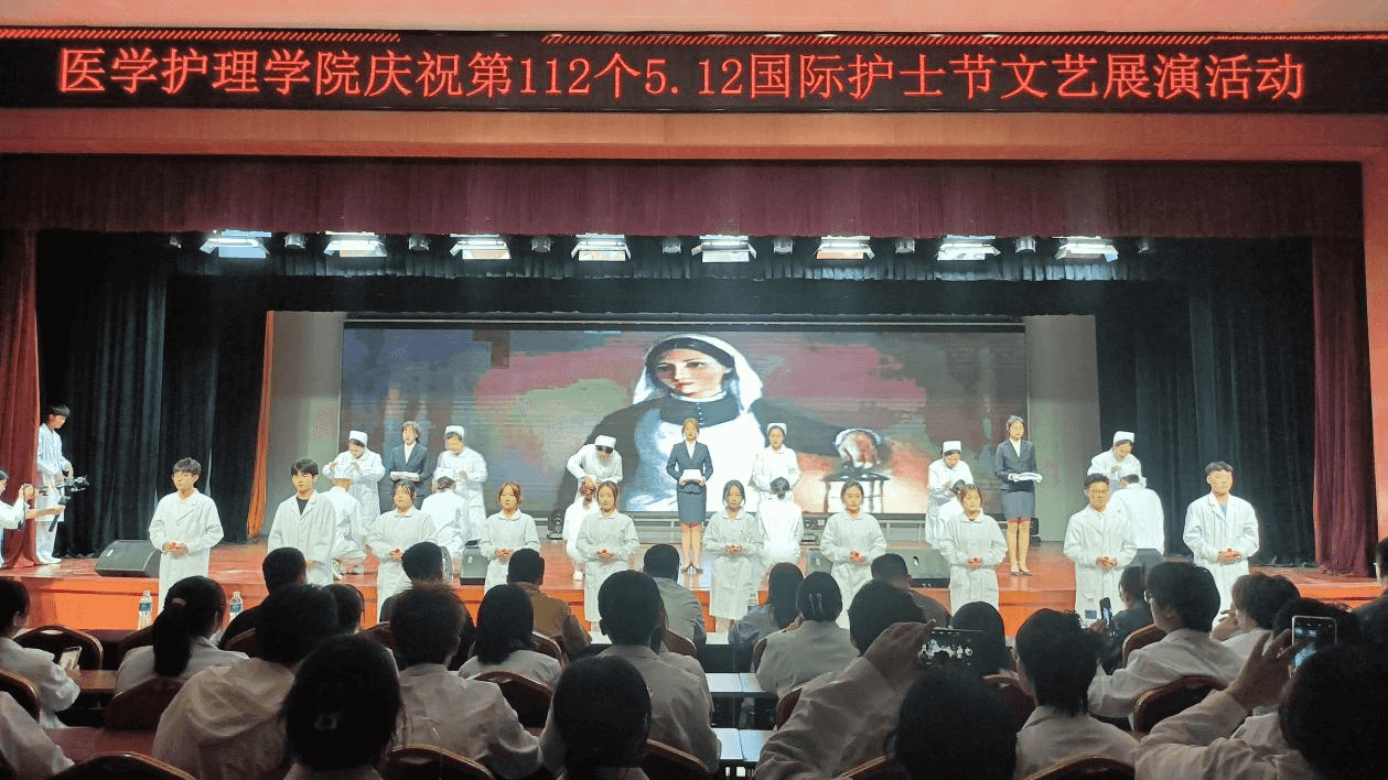 少妇被又大又粗又爽久久