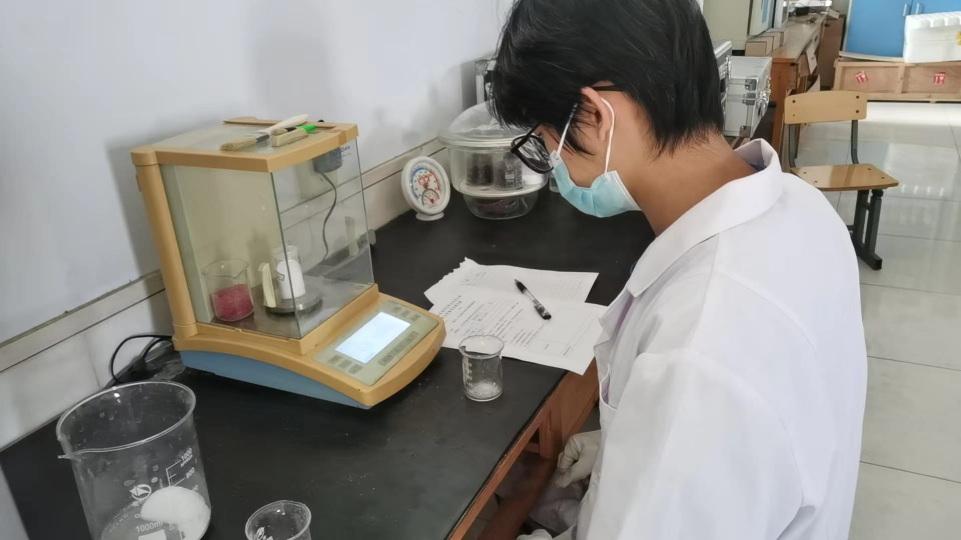 少妇被又大又粗又爽久久