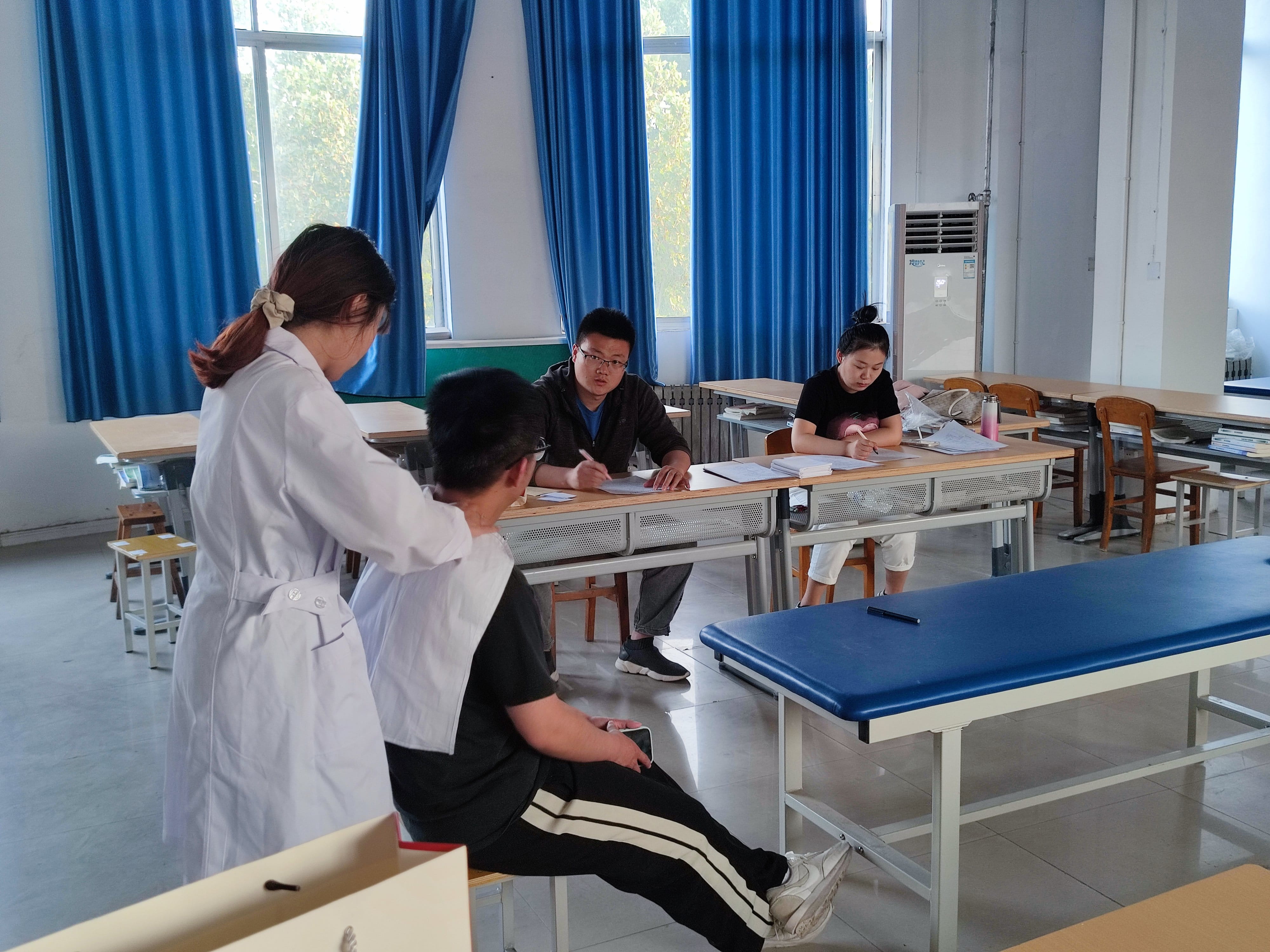 少妇被又大又粗又爽久久