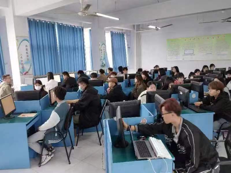 少妇被又大又粗又爽久久