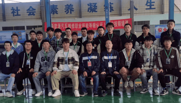 少妇被又大又粗又爽久久