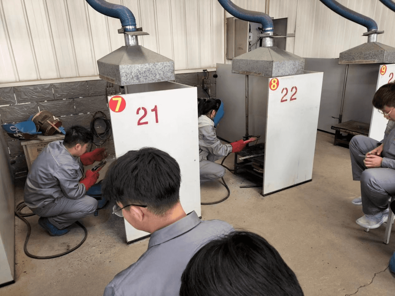 少妇被又大又粗又爽久久